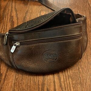 Roots Genuine Leather Brown Waist Bag